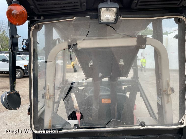 image for item DL3941 Ventrac 4200  compact tractor