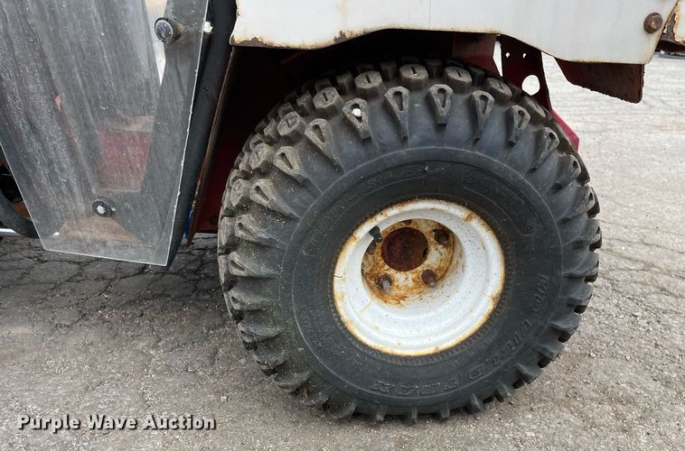 image for item DL3941 Ventrac 4200  compact tractor