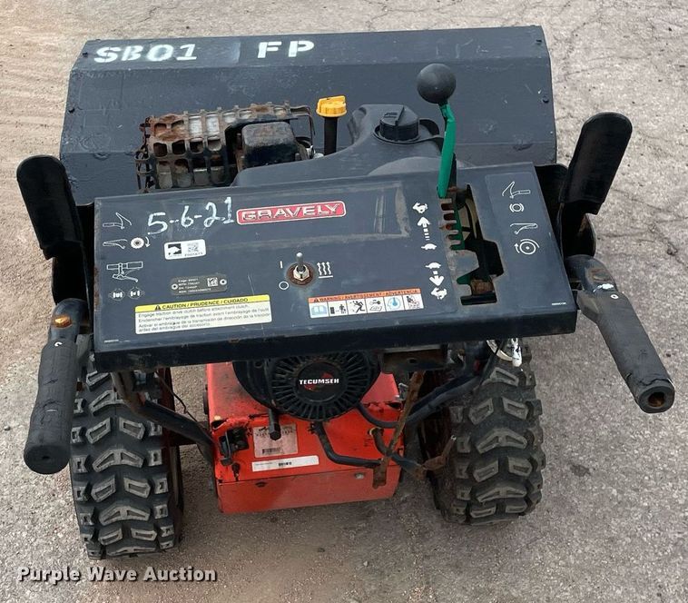 image for item DL3942 Ariens  broom