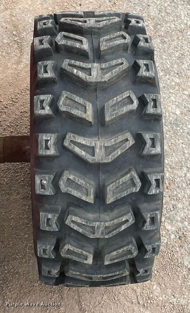 image for item DL3942 Ariens  broom