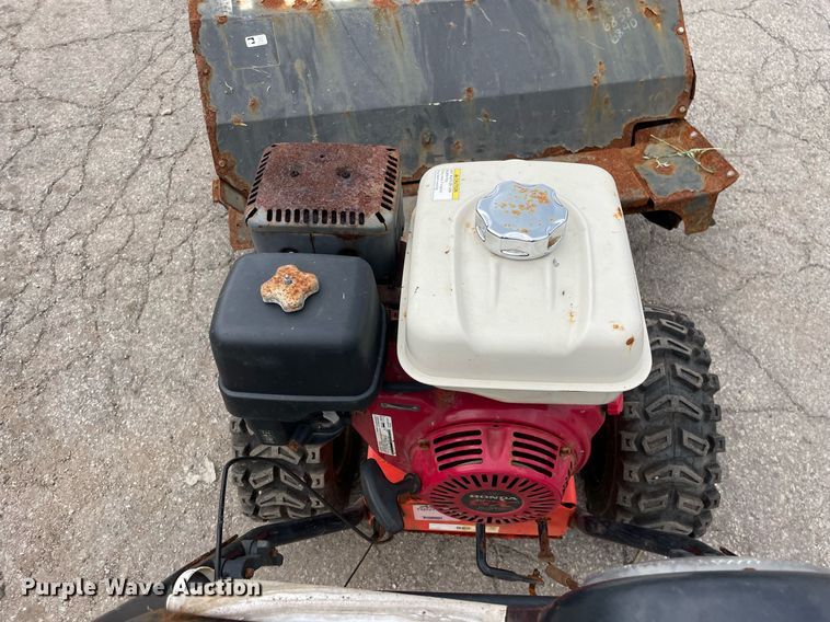 image for item DL3943 Ariens  broom