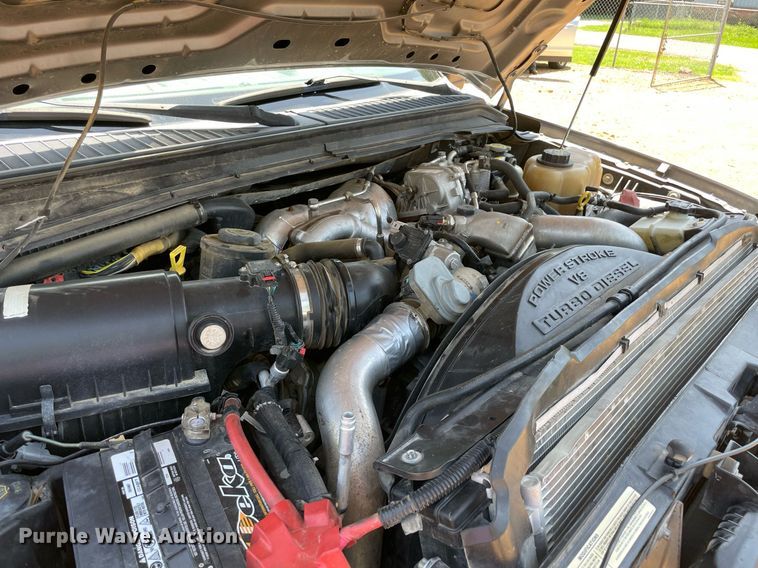 image for item DM0295 2010 Ford F350 Super Duty  Crew Cab pickup truck