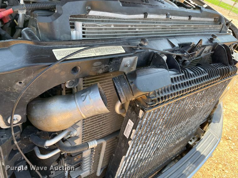 image for item DM0295 2010 Ford F350 Super Duty  Crew Cab pickup truck