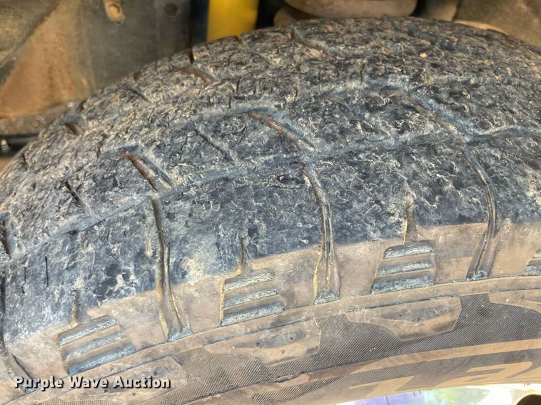 image for item DM0295 2010 Ford F350 Super Duty  Crew Cab pickup truck