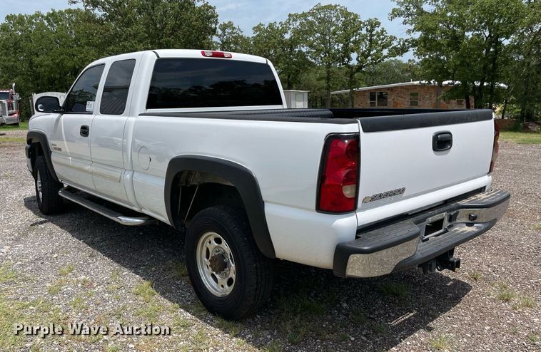 image for item DM0306 2007 Chevrolet Silverado 2500HD  Ext. Cab pickup truck