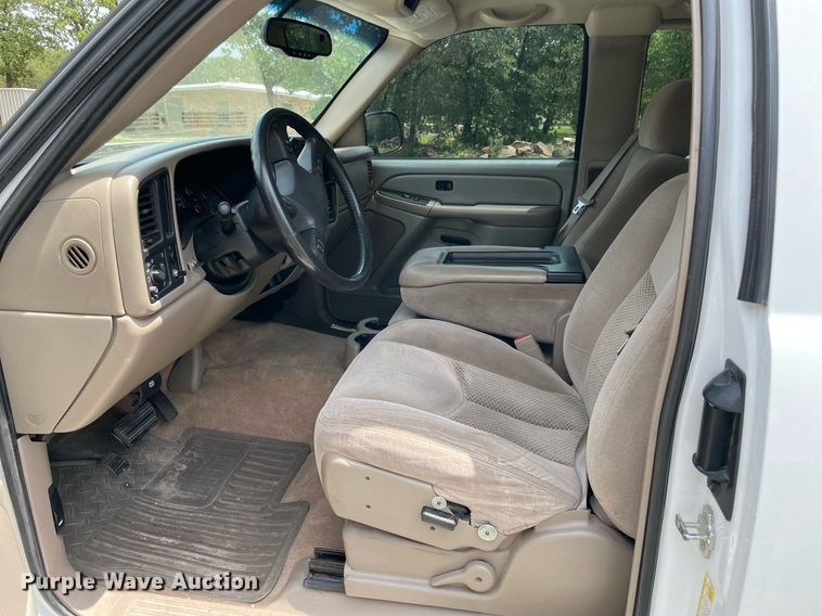 image for item DM0306 2007 Chevrolet Silverado 2500HD  Ext. Cab pickup truck