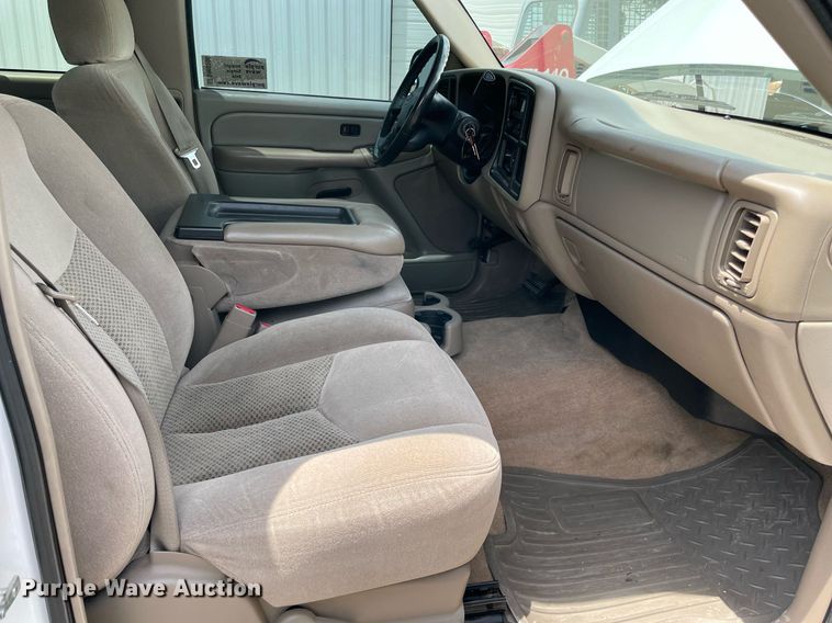 image for item DM0306 2007 Chevrolet Silverado 2500HD  Ext. Cab pickup truck