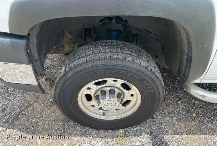 image for item DM0306 2007 Chevrolet Silverado 2500HD  Ext. Cab pickup truck