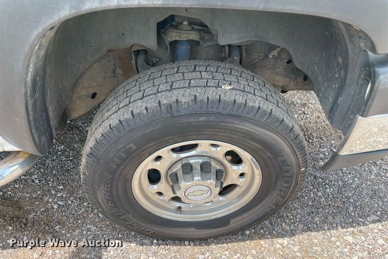 image for item DM0306 2007 Chevrolet Silverado 2500HD  Ext. Cab pickup truck