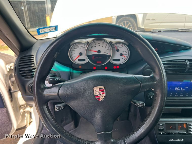 image for item DN3122 2002 Porsche Boxster  convertible