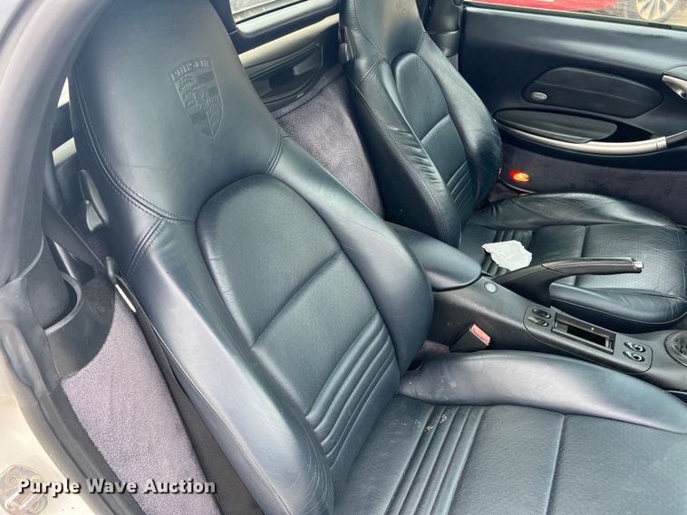 image for item DN3122 2002 Porsche Boxster  convertible