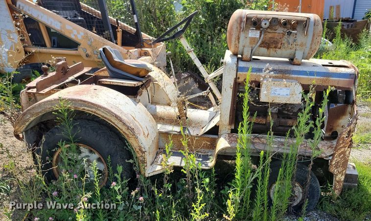 image for item DN4058 Clark Equipment  aircraft tug