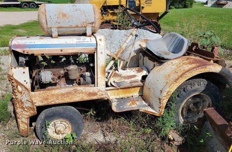 image for item DN4058 Clark Equipment  aircraft tug