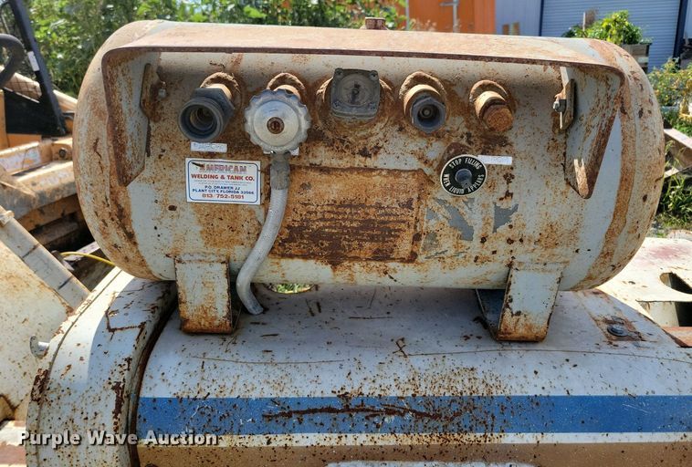 image for item DN4058 Clark Equipment  aircraft tug