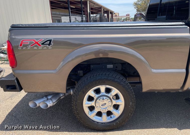 image for item DN4729 2016 Ford F250 Super Duty  Crew Cab pickup truck