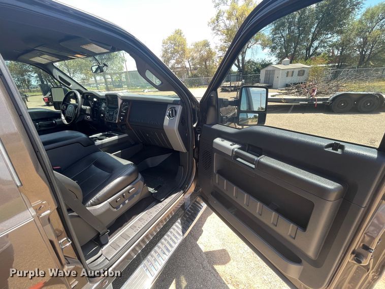 image for item DN4729 2016 Ford F250 Super Duty  Crew Cab pickup truck