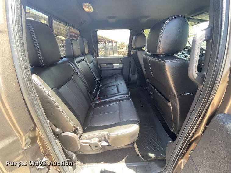 image for item DN4729 2016 Ford F250 Super Duty  Crew Cab pickup truck