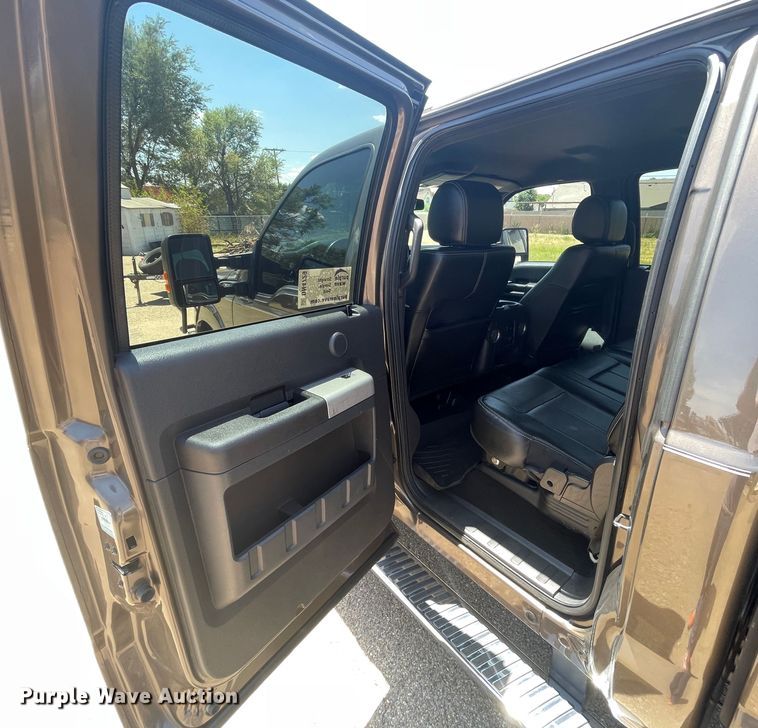 image for item DN4729 2016 Ford F250 Super Duty  Crew Cab pickup truck