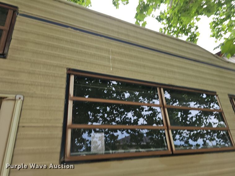 image for item DN8588 1987 Coachmen Crusader  RV