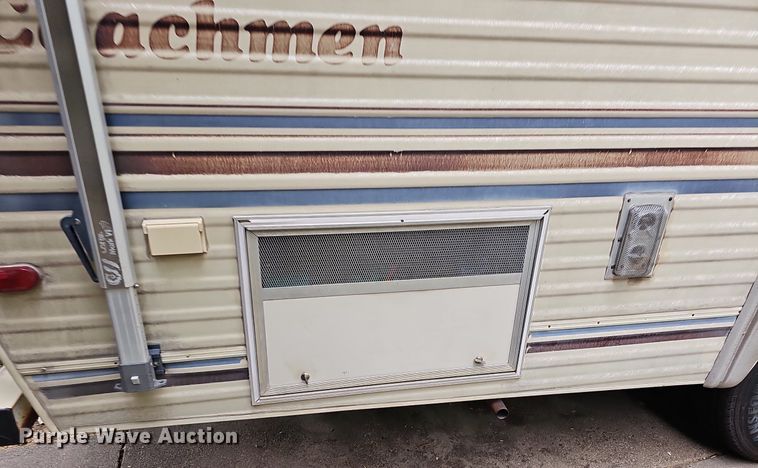 image for item DN8588 1987 Coachmen Crusader  RV