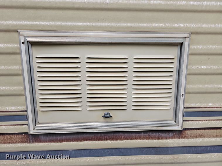 image for item DN8588 1987 Coachmen Crusader  RV