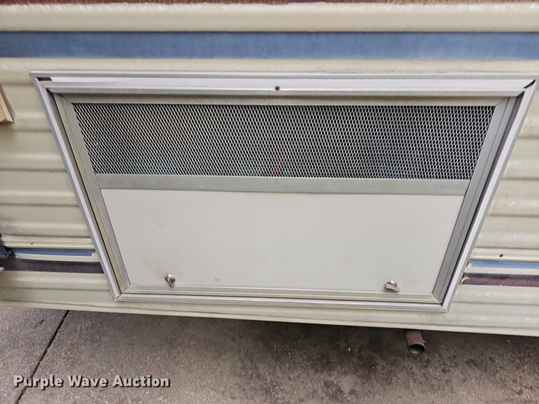 image for item DN8588 1987 Coachmen Crusader  RV