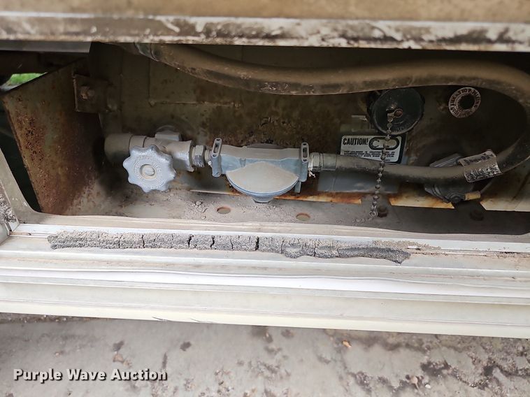 image for item DN8588 1987 Coachmen Crusader  RV