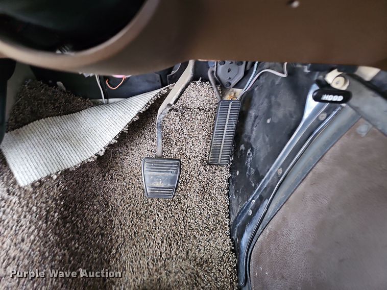 image for item DN8588 1987 Coachmen Crusader  RV