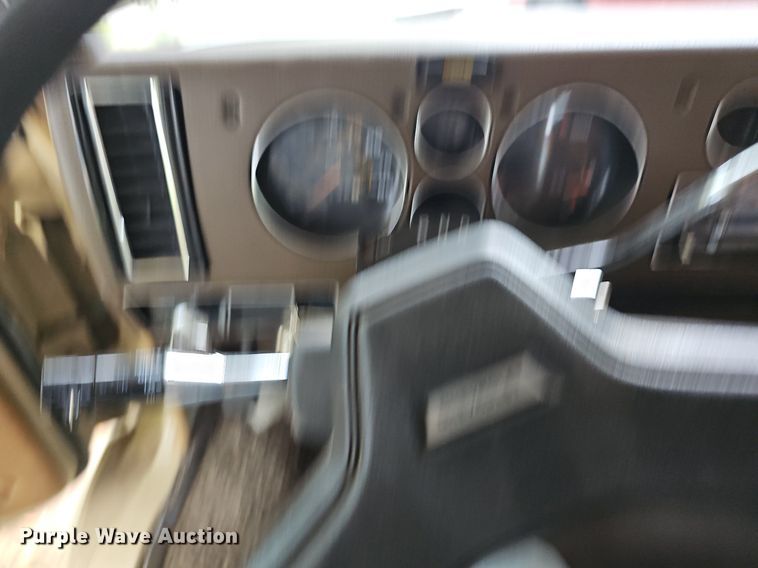 image for item DN8588 1987 Coachmen Crusader  RV