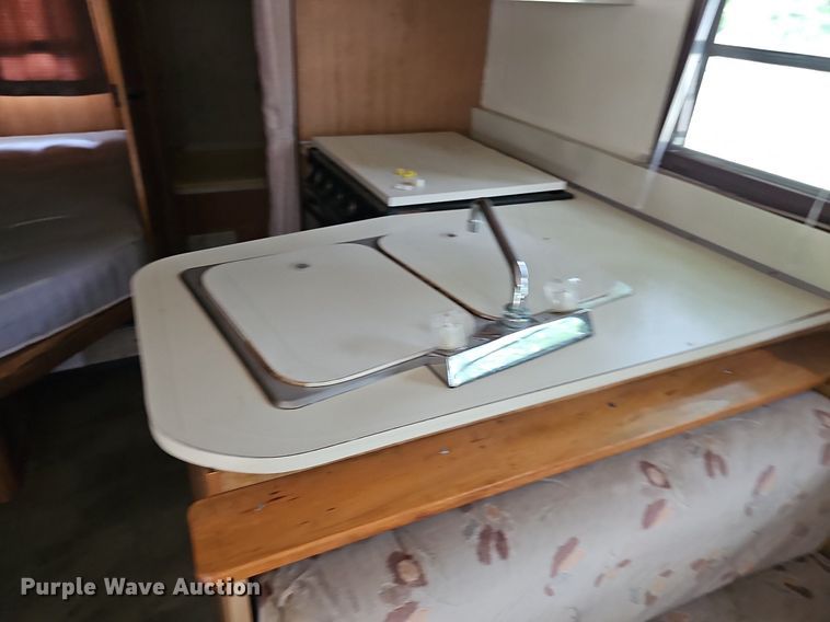 image for item DN8588 1987 Coachmen Crusader  RV