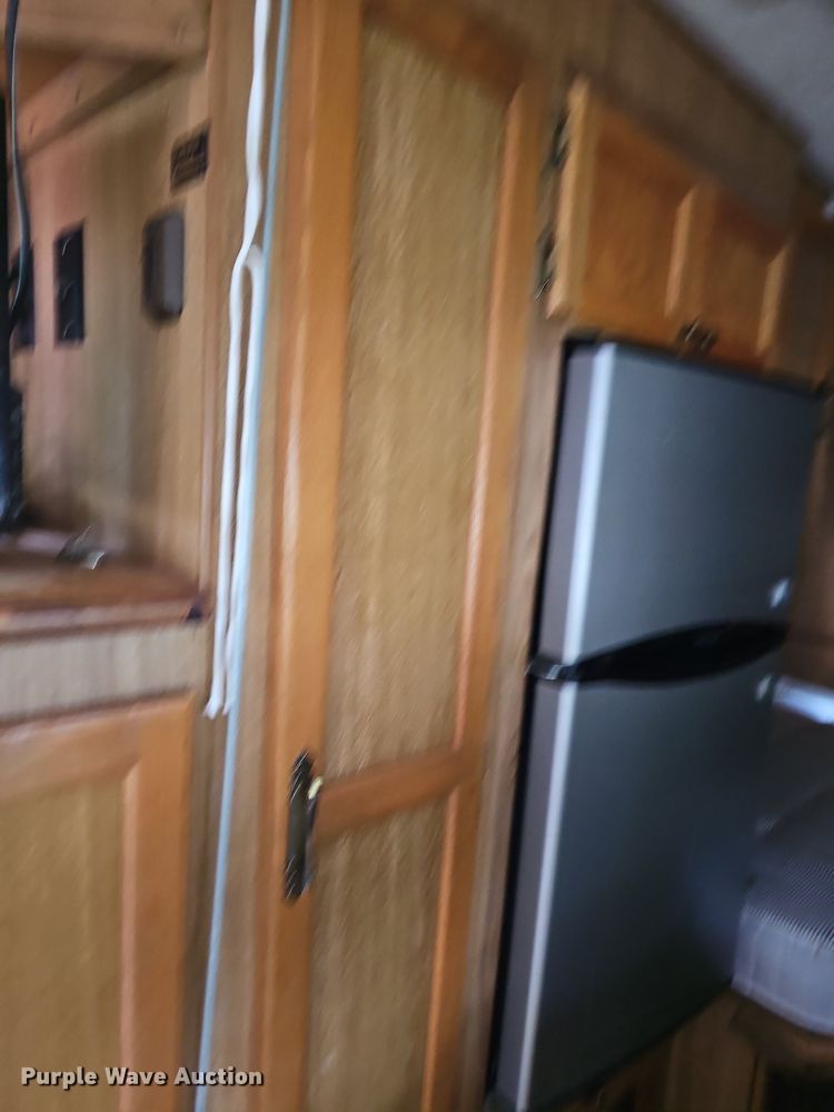 image for item DN8588 1987 Coachmen Crusader  RV