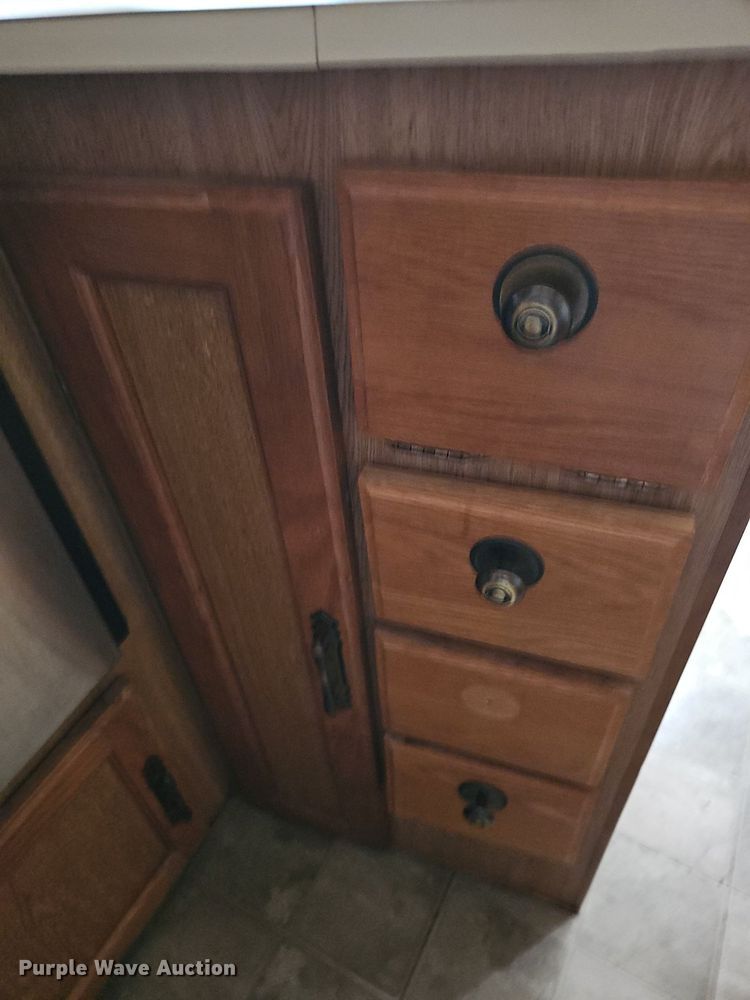 image for item DN8588 1987 Coachmen Crusader  RV