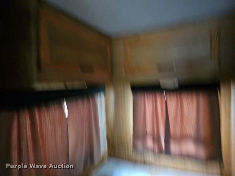 image for item DN8588 1987 Coachmen Crusader  RV