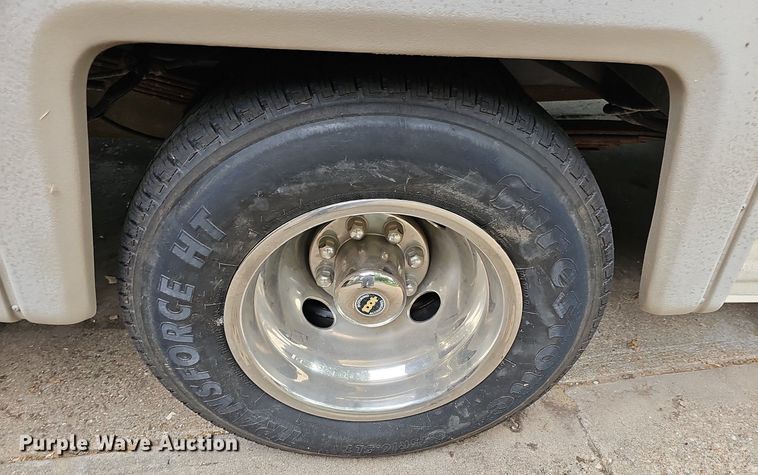 image for item DN8588 1987 Coachmen Crusader  RV