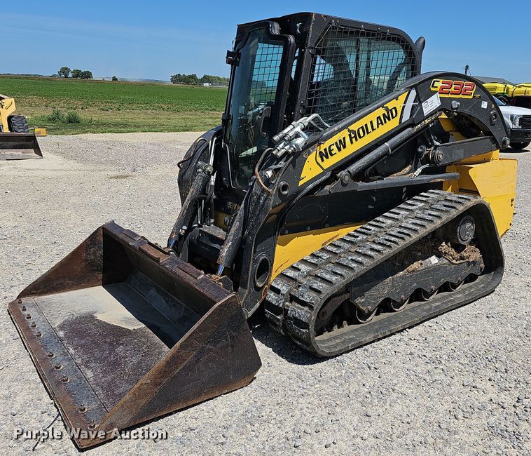 image for item DN8605 2017 New Holland C232  tracked skid steer loader