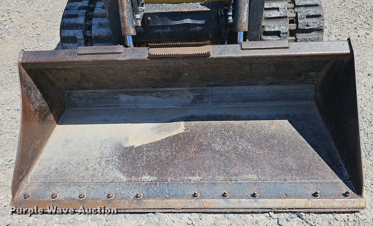 image for item DN8605 2017 New Holland C232  tracked skid steer loader