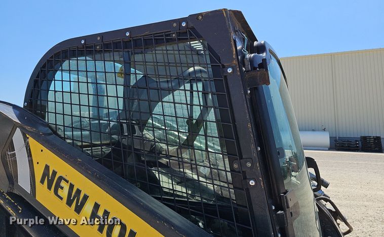 image for item DN8605 2017 New Holland C232  tracked skid steer loader