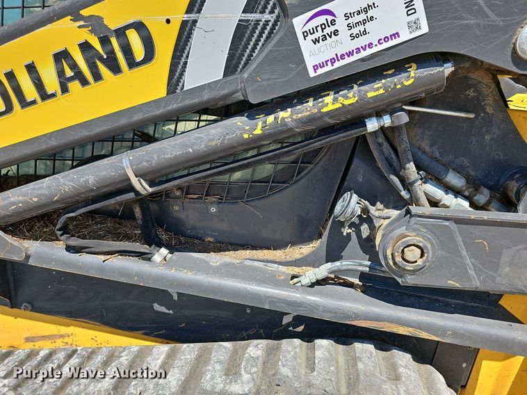 image for item DN8605 2017 New Holland C232  tracked skid steer loader
