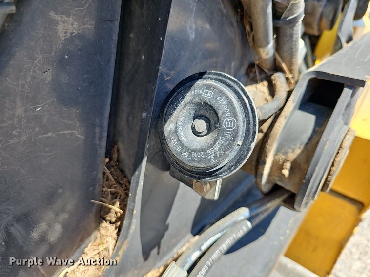 image for item DN8605 2017 New Holland C232  tracked skid steer loader