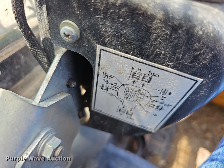 image for item DN8605 2017 New Holland C232  tracked skid steer loader