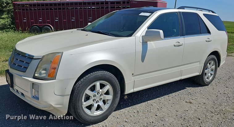 image for item DN8606 2006 Cadillac SRX  SUV