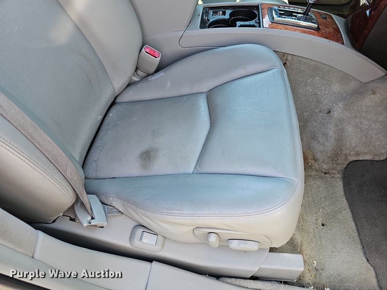 image for item DN8606 2006 Cadillac SRX  SUV