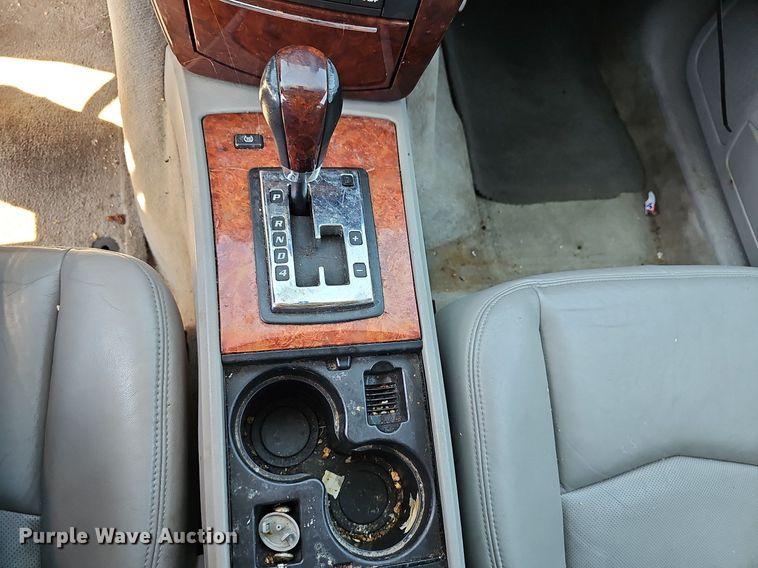 image for item DN8606 2006 Cadillac SRX  SUV