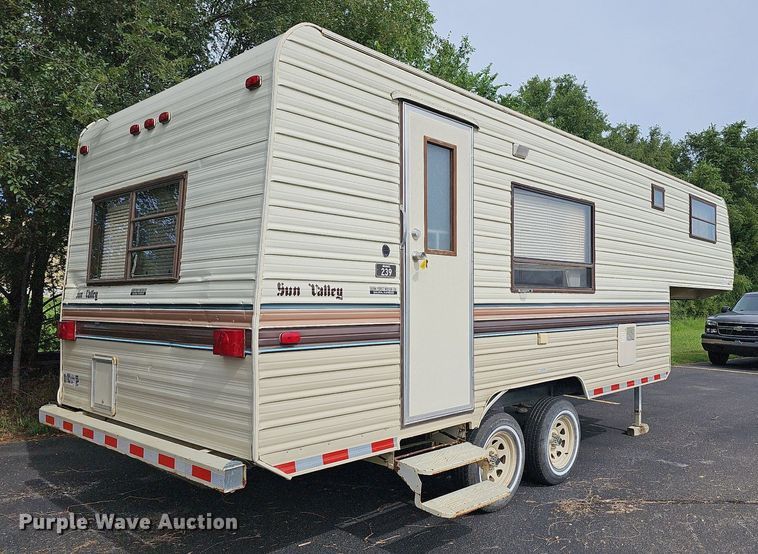 image for item DN8621 1990 Companion Sun Valley 239  camper