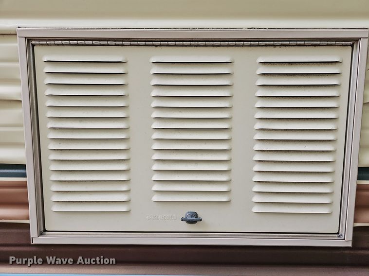 image for item DN8621 1990 Companion Sun Valley 239  camper