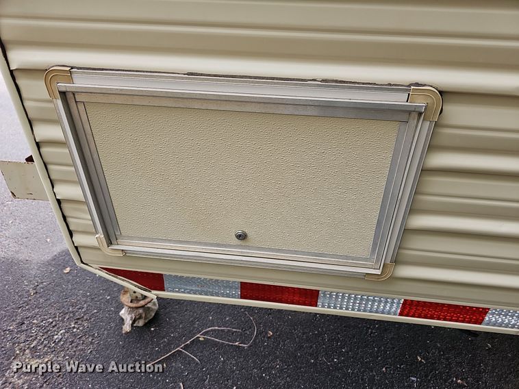 image for item DN8621 1990 Companion Sun Valley 239  camper