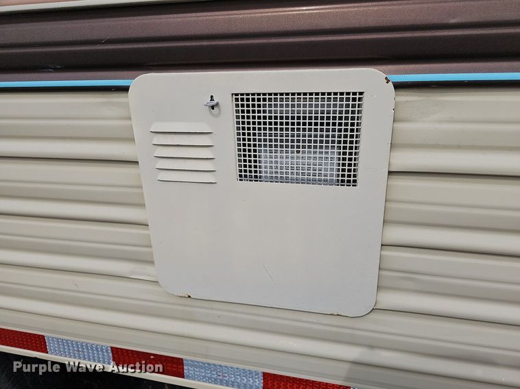 image for item DN8621 1990 Companion Sun Valley 239  camper