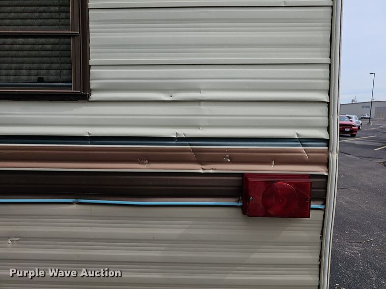 image for item DN8621 1990 Companion Sun Valley 239  camper