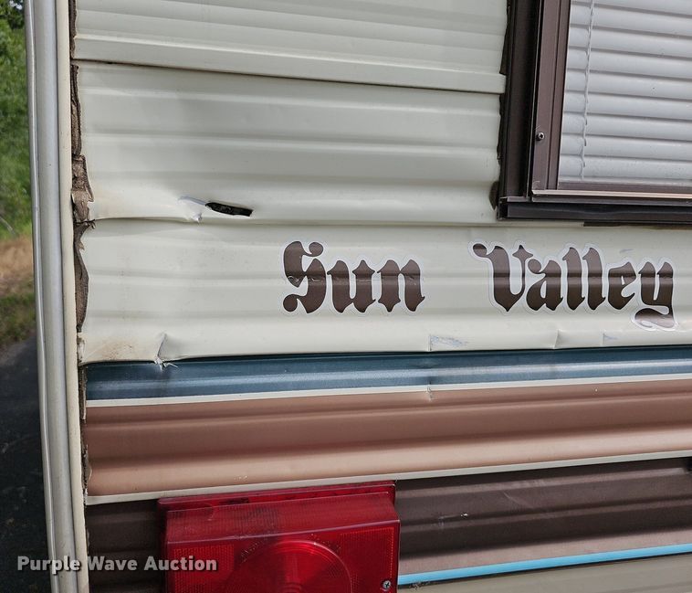 image for item DN8621 1990 Companion Sun Valley 239  camper