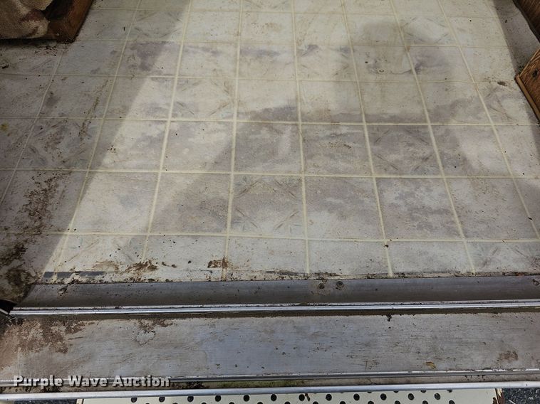 image for item DN8621 1990 Companion Sun Valley 239  camper